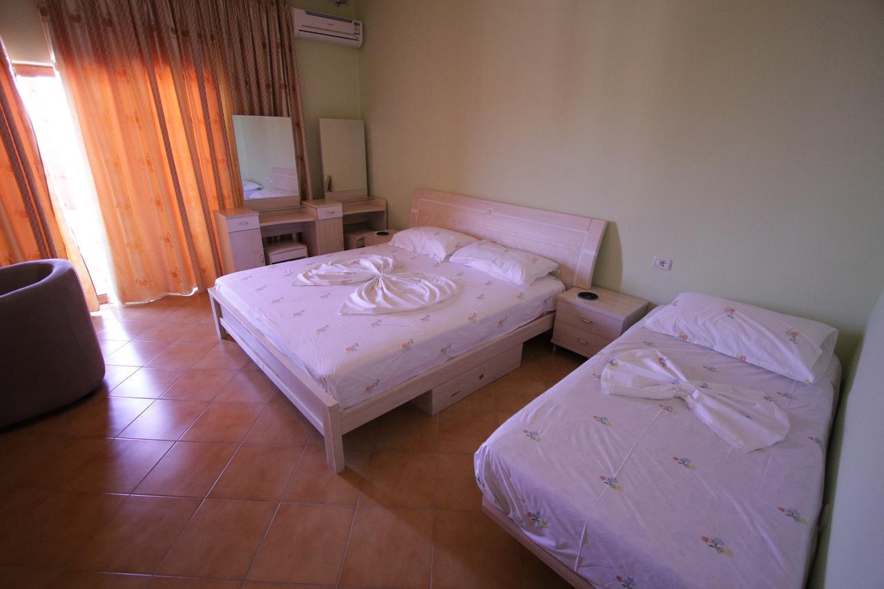 Hotel Alen 2 Tiranë Ngoại thất bức ảnh
